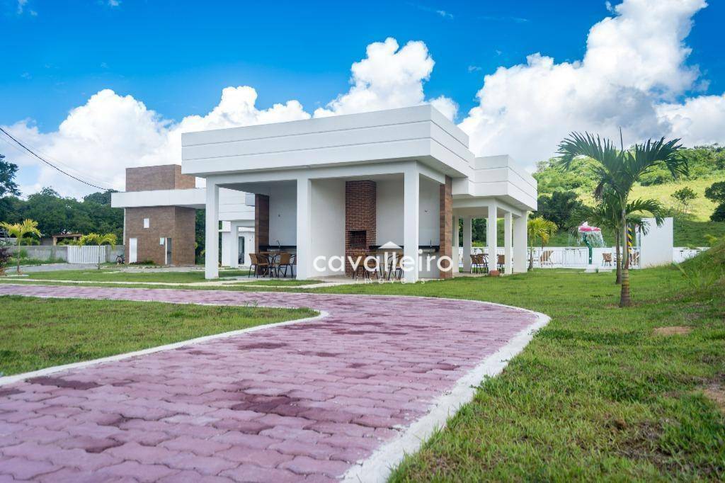 Casa de Condomínio à venda com 3 quartos, 240m² - Foto 23