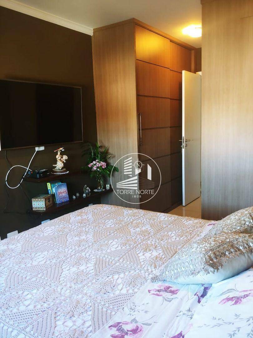 Apartamento à venda com 3 quartos, 140m² - Foto 18