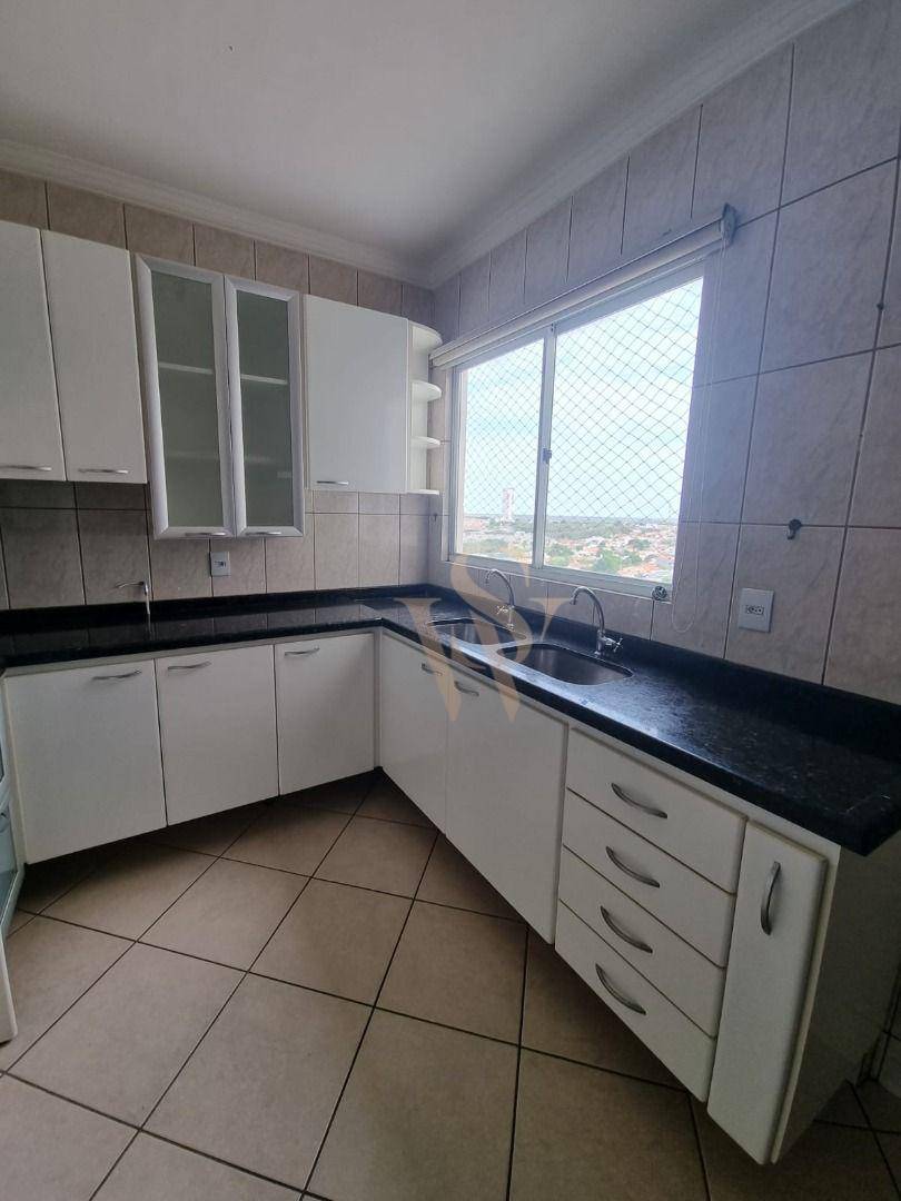 Apartamento à venda com 4 quartos, 169m² - Foto 5