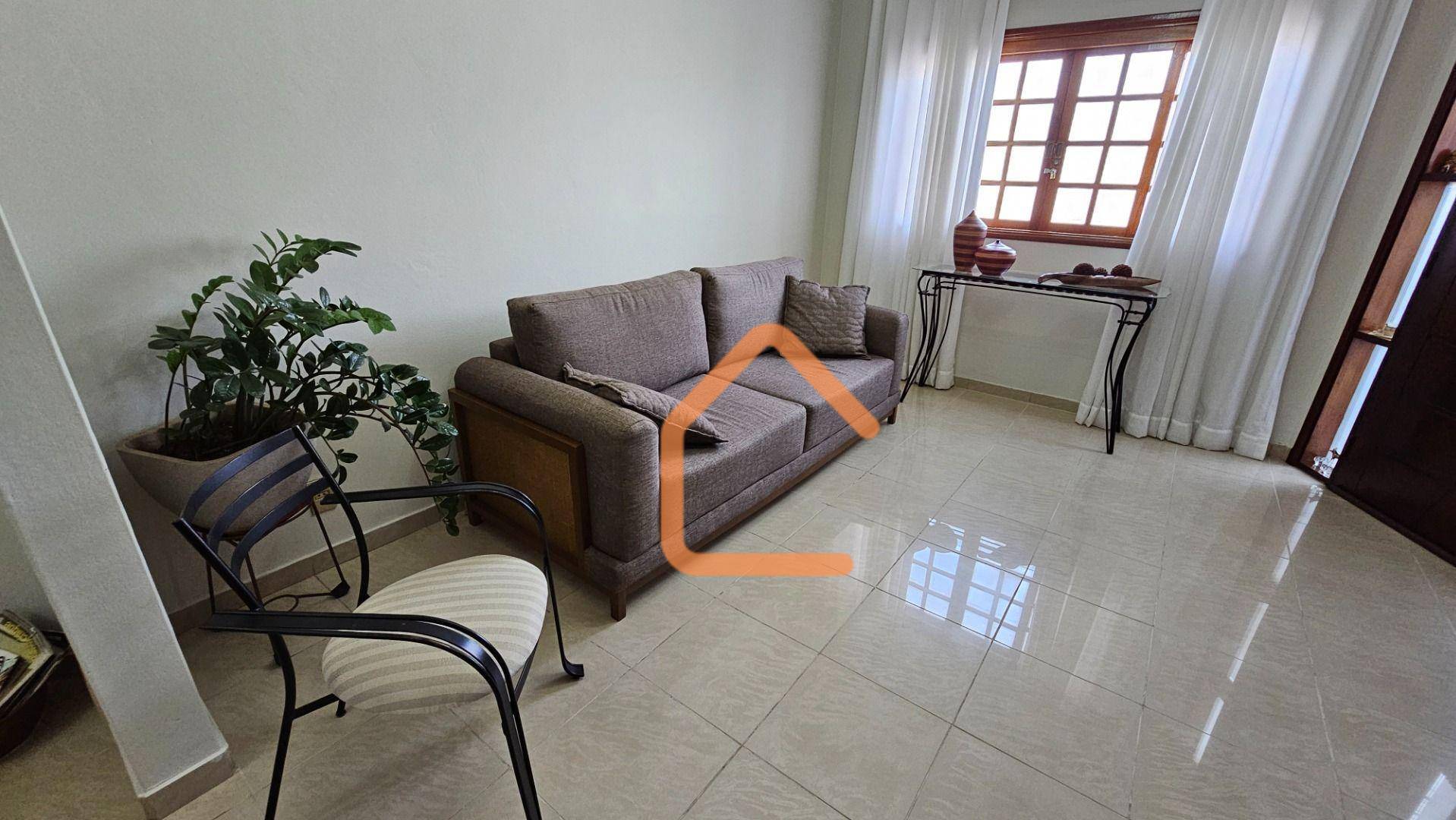 Casa à venda com 4 quartos, 217m² - Foto 9