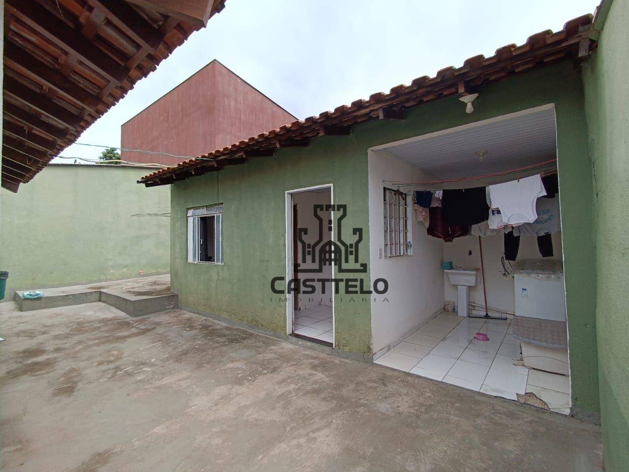 Casa à venda com 4 quartos, 115m² - Foto 17