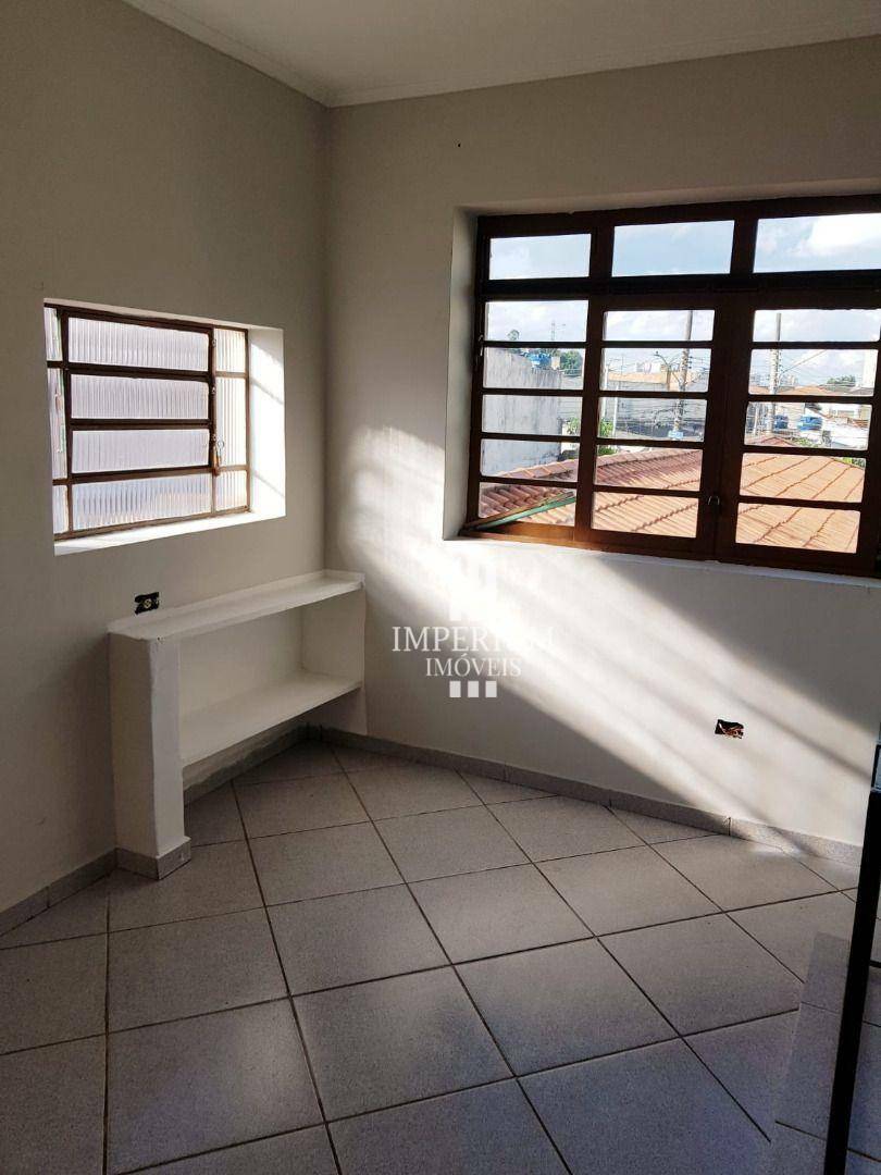 Casa à venda com 3 quartos, 120m² - Foto 11