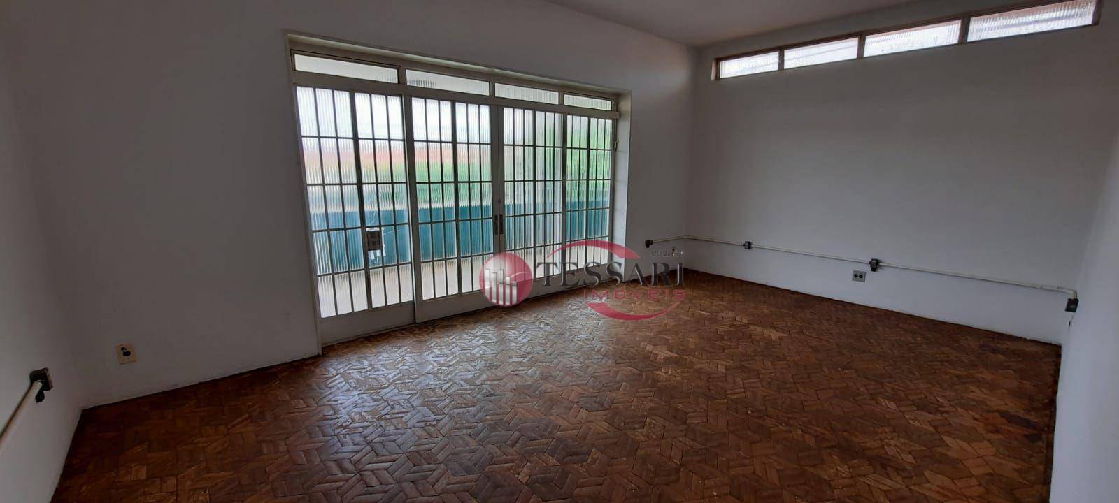 Casa à venda e aluguel com 4 quartos, 350m² - Foto 15