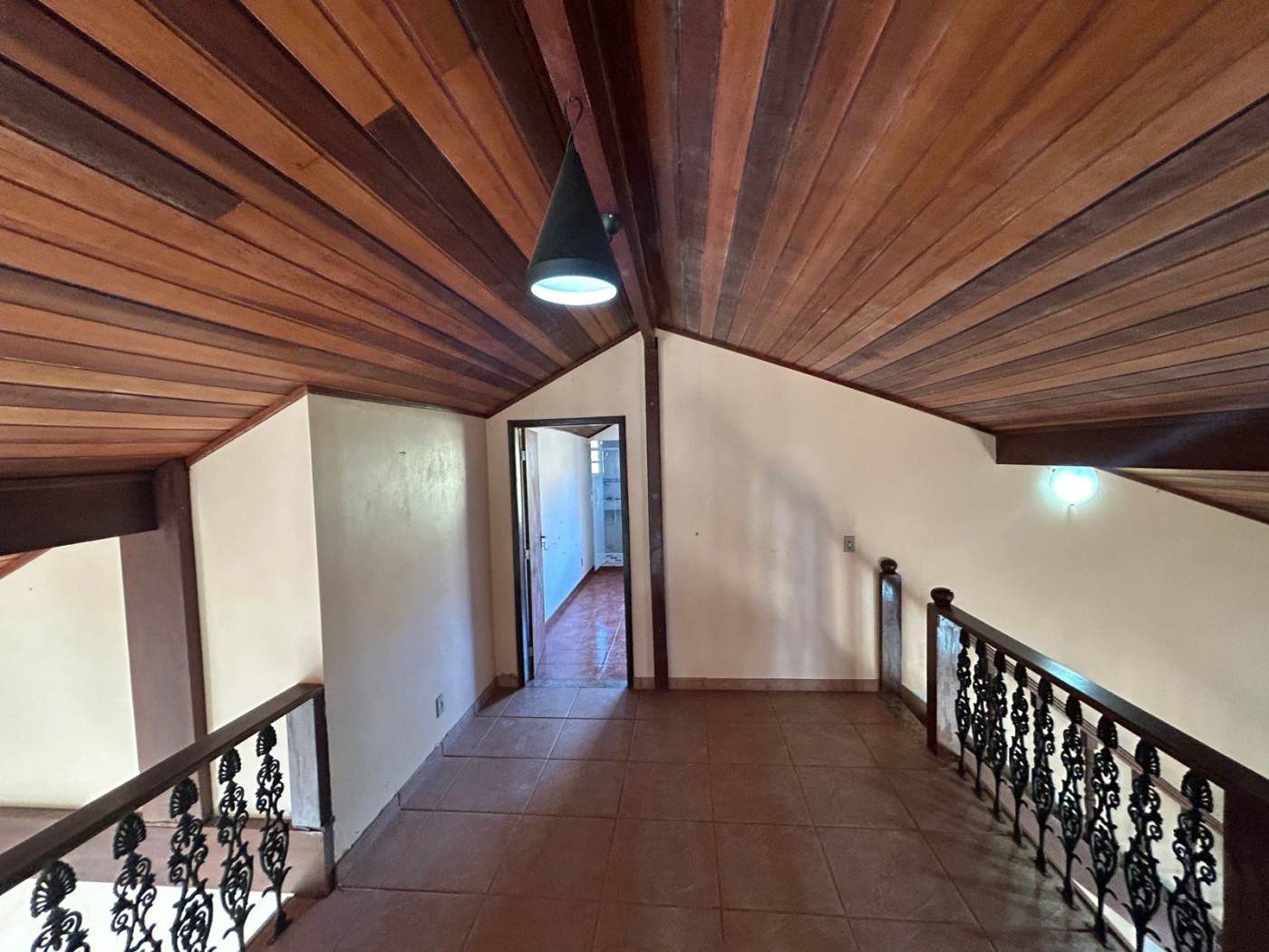 Casa de Condomínio à venda com 4 quartos, 250m² - Foto 35