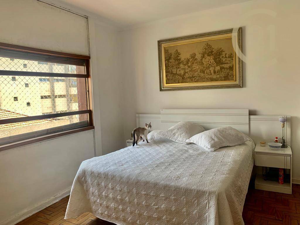 Apartamento à venda com 3 quartos, 140m² - Foto 9