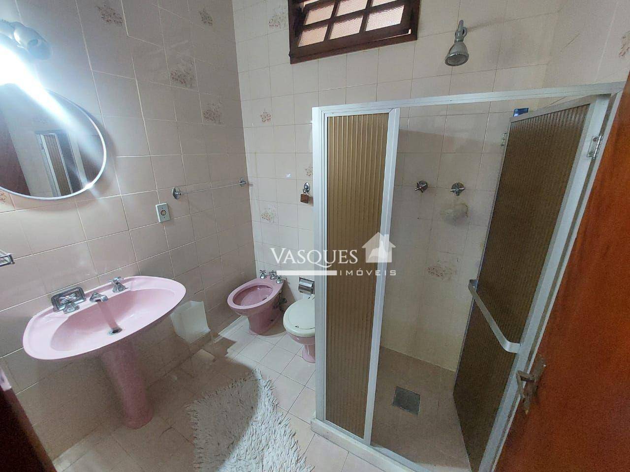 Casa à venda com 3 quartos, 245m² - Foto 16