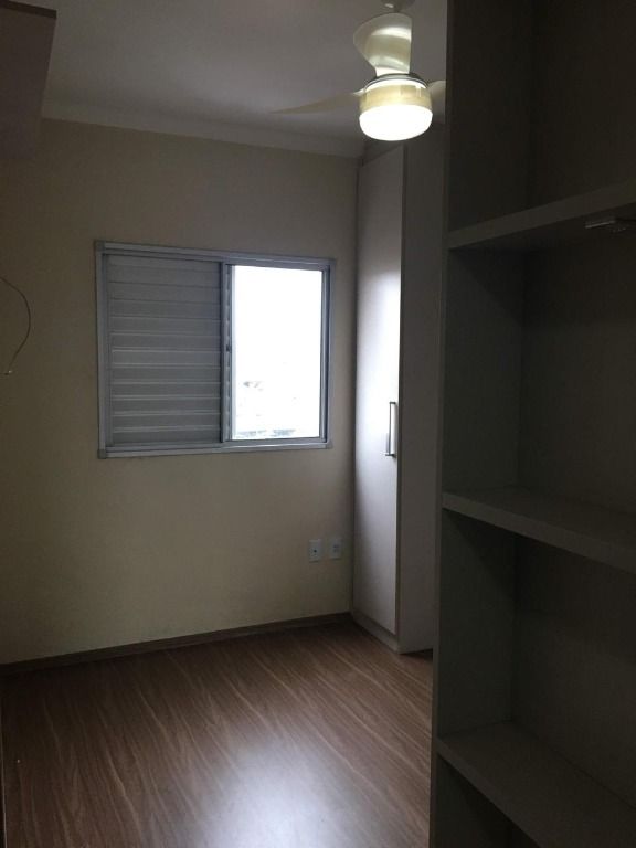 Apartamento à venda com 2 quartos, 51m² - Foto 18