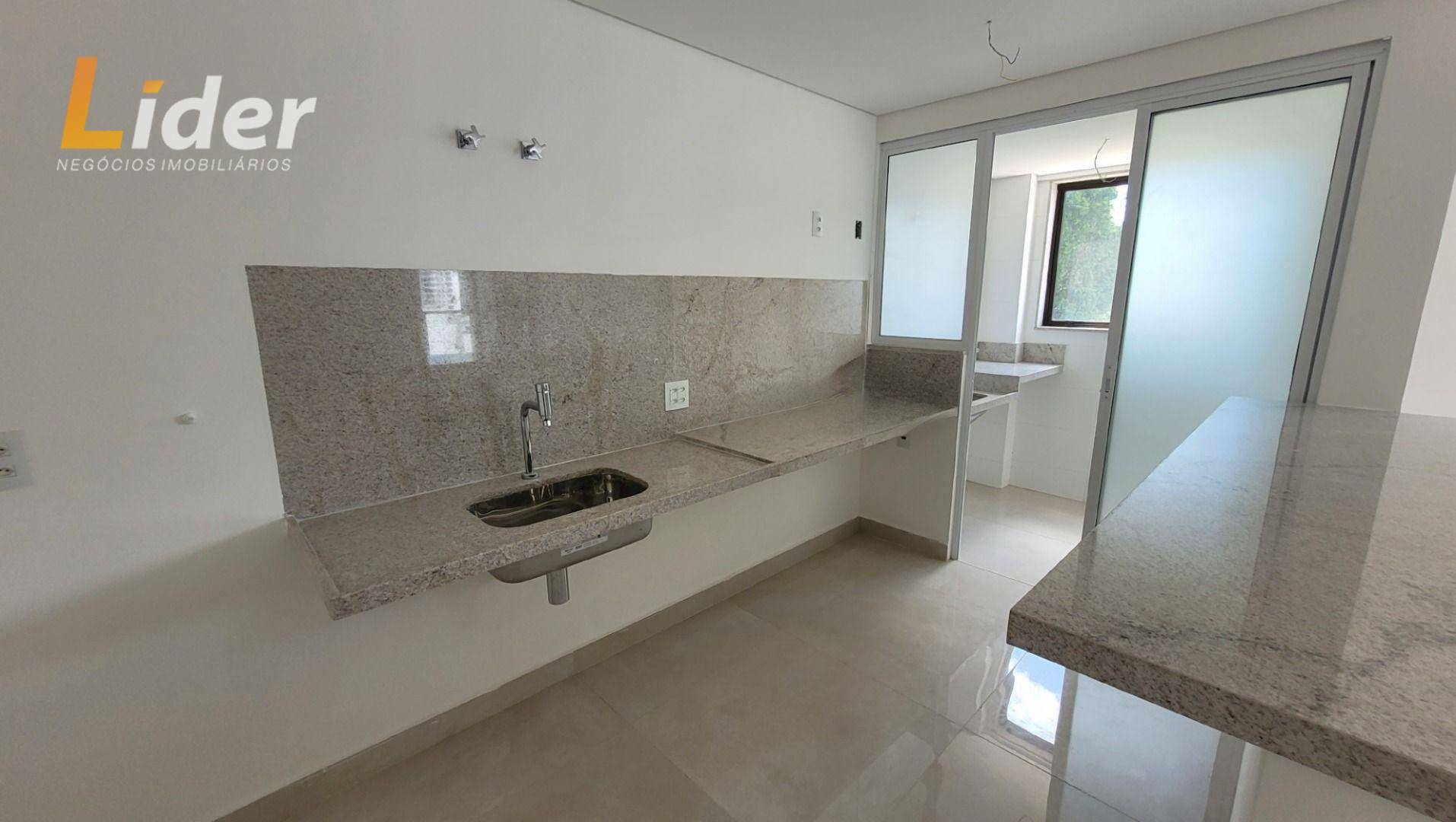 Apartamento à venda com 2 quartos, 79m² - Foto 13