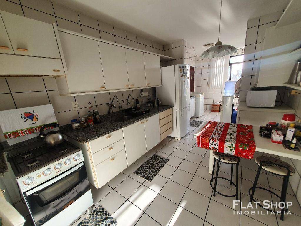 Apartamento à venda com 3 quartos, 124m² - Foto 15