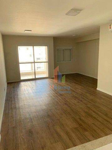 Apartamento à venda com 2 quartos, 83m² - Foto 1