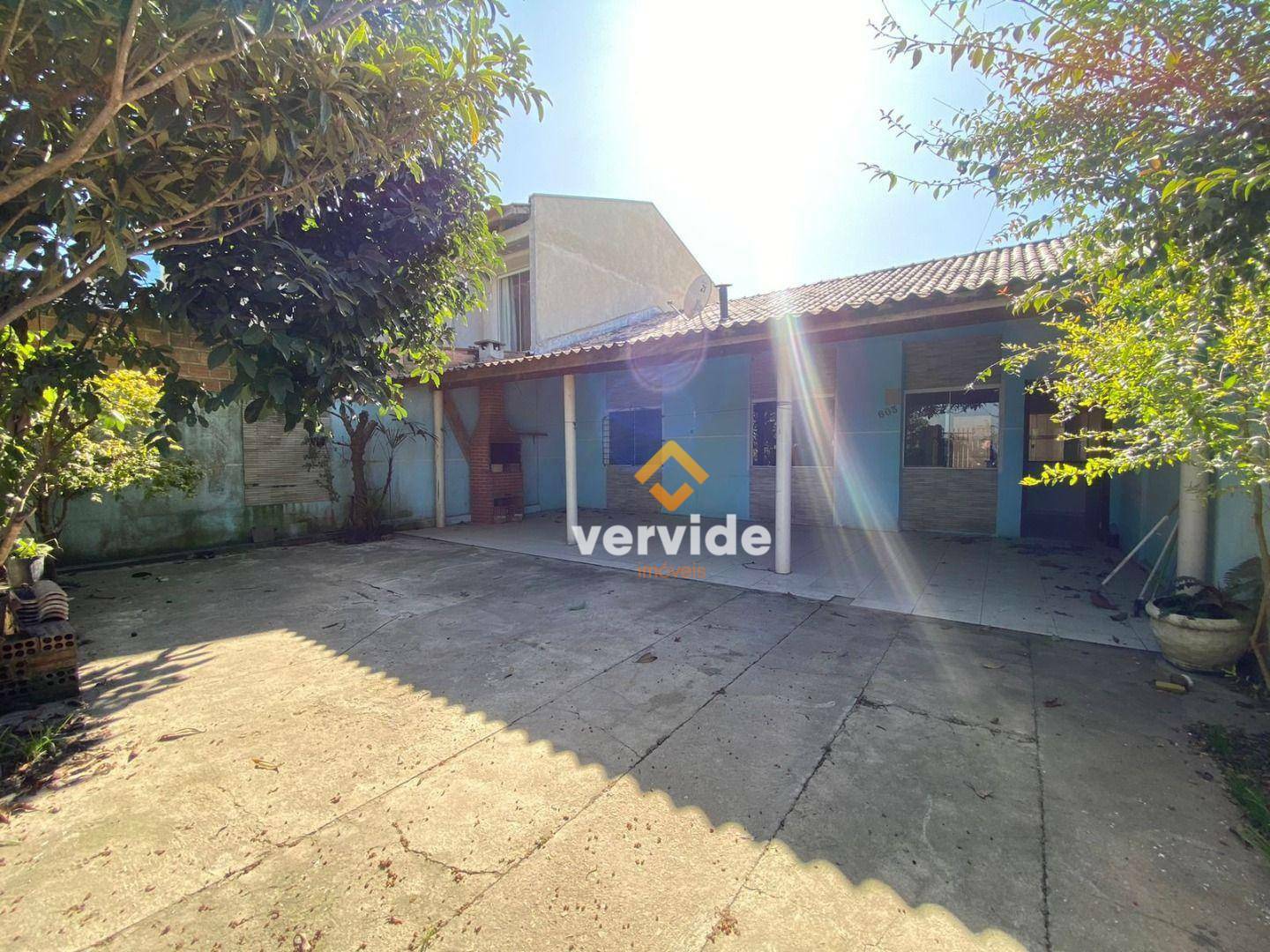 Casa à venda com 3 quartos, 74m² - Foto 2