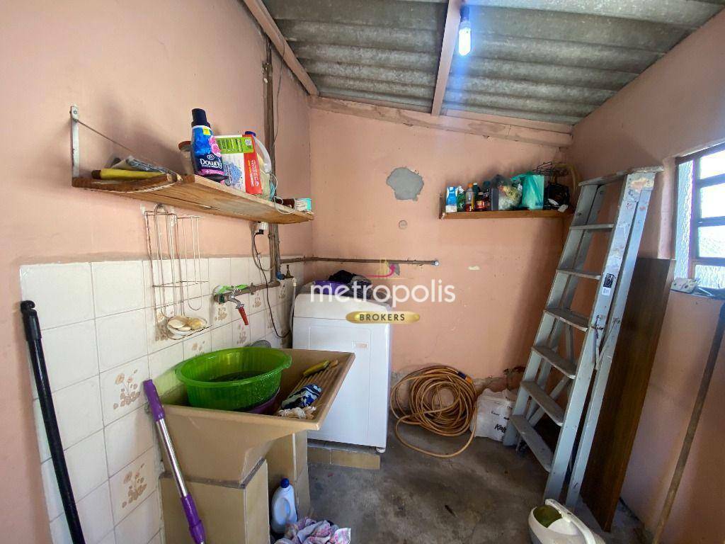 Casa à venda com 2 quartos, 220m² - Foto 22