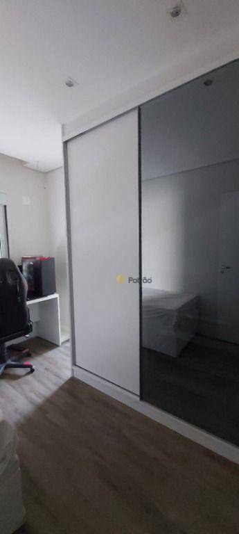 Apartamento à venda com 4 quartos, 151m² - Foto 19