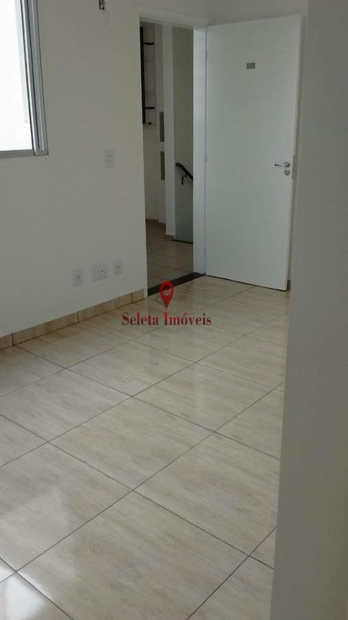 Apartamento à venda com 2 quartos, 46m² - Foto 2