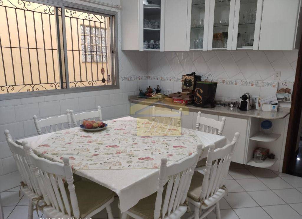 Sobrado à venda com 3 quartos, 222m² - Foto 7