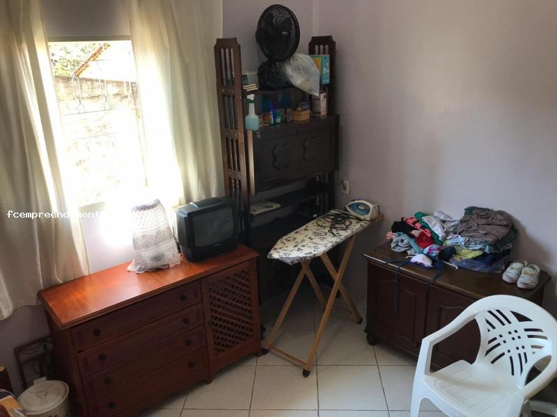 Casa à venda com 3 quartos, 970m² - Foto 8