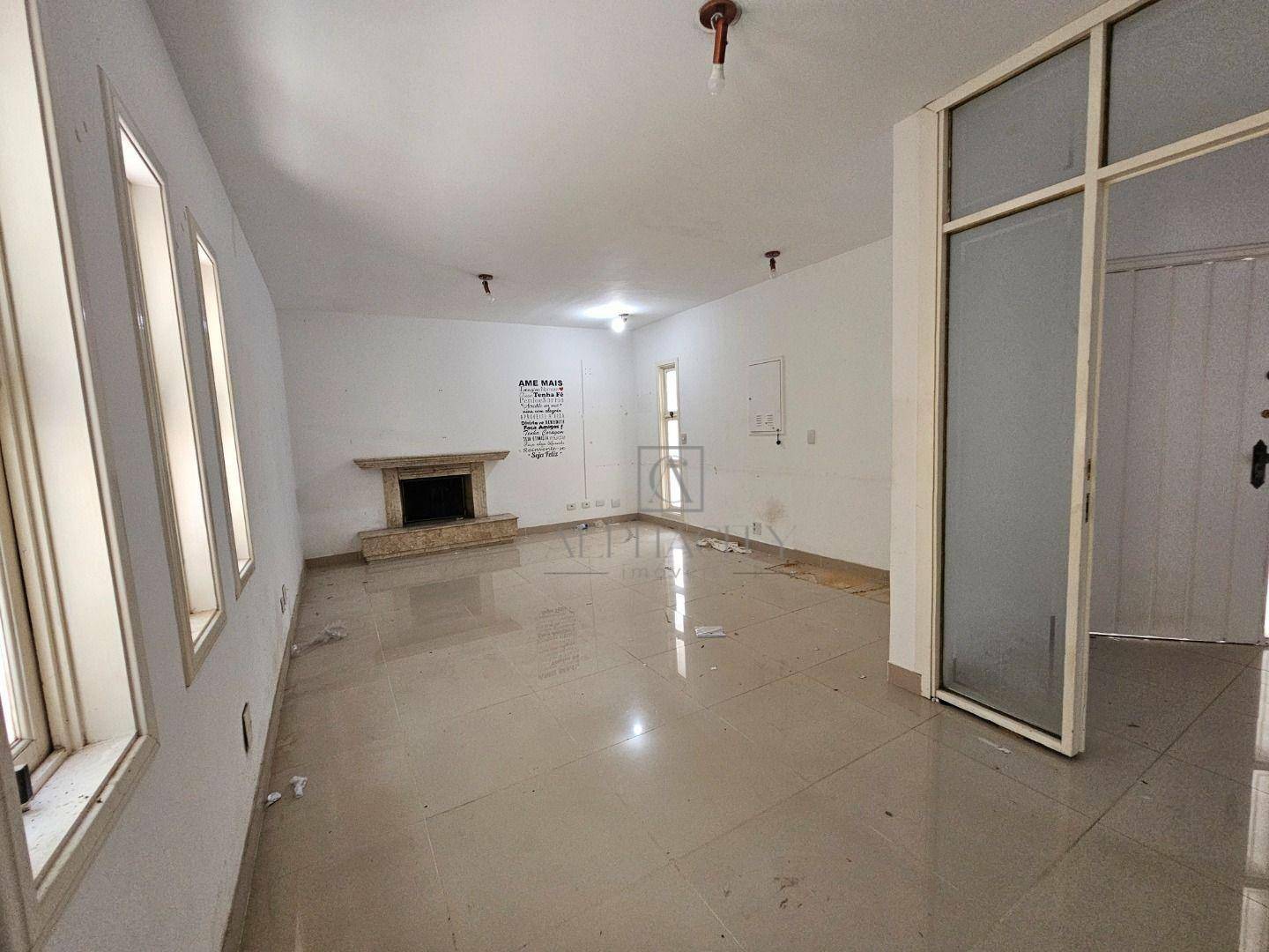 Casa de Condomínio à venda com 4 quartos, 340m² - Foto 9