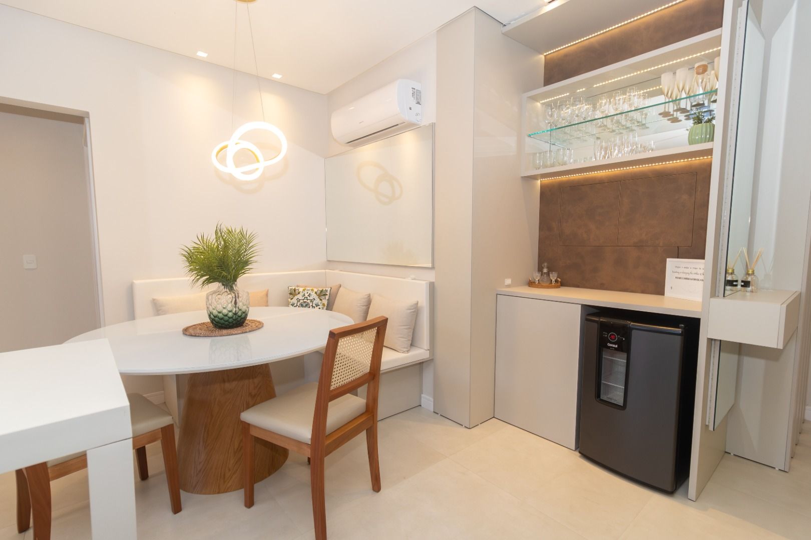 Apartamento à venda com 2 quartos, 82m² - Foto 17