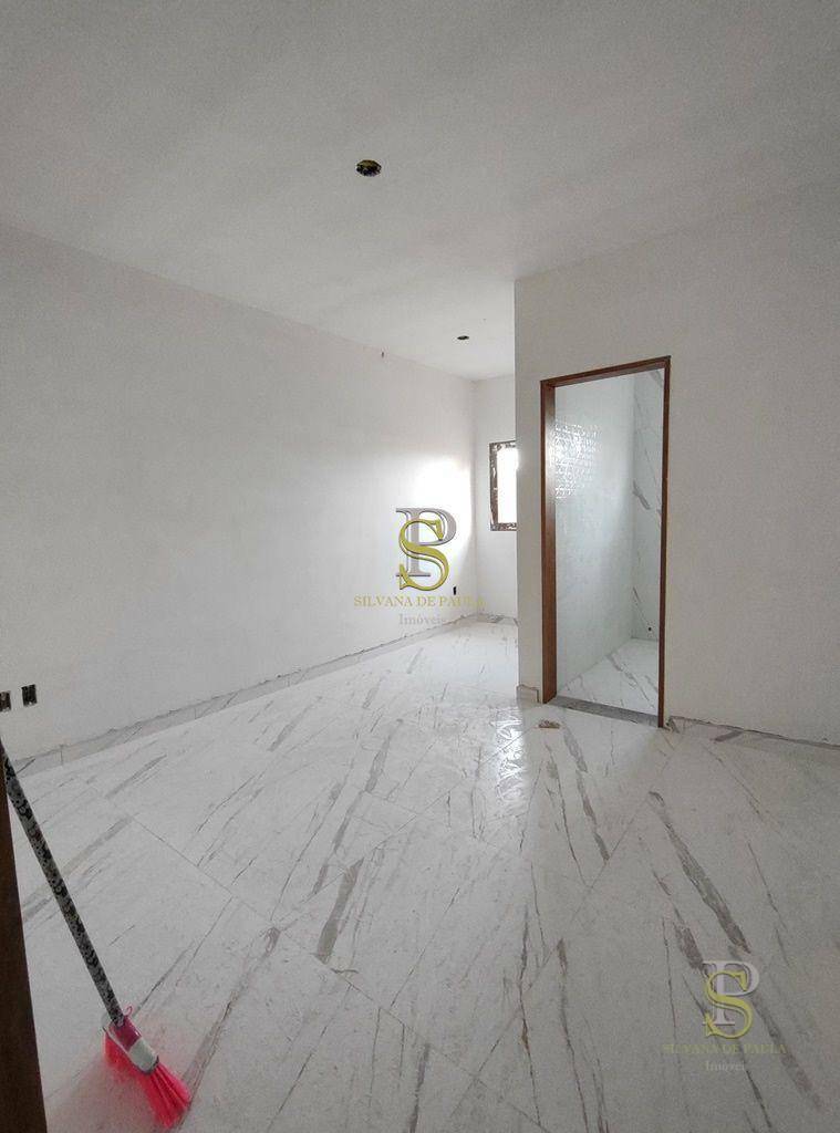 Casa à venda com 3 quartos, 100m² - Foto 18