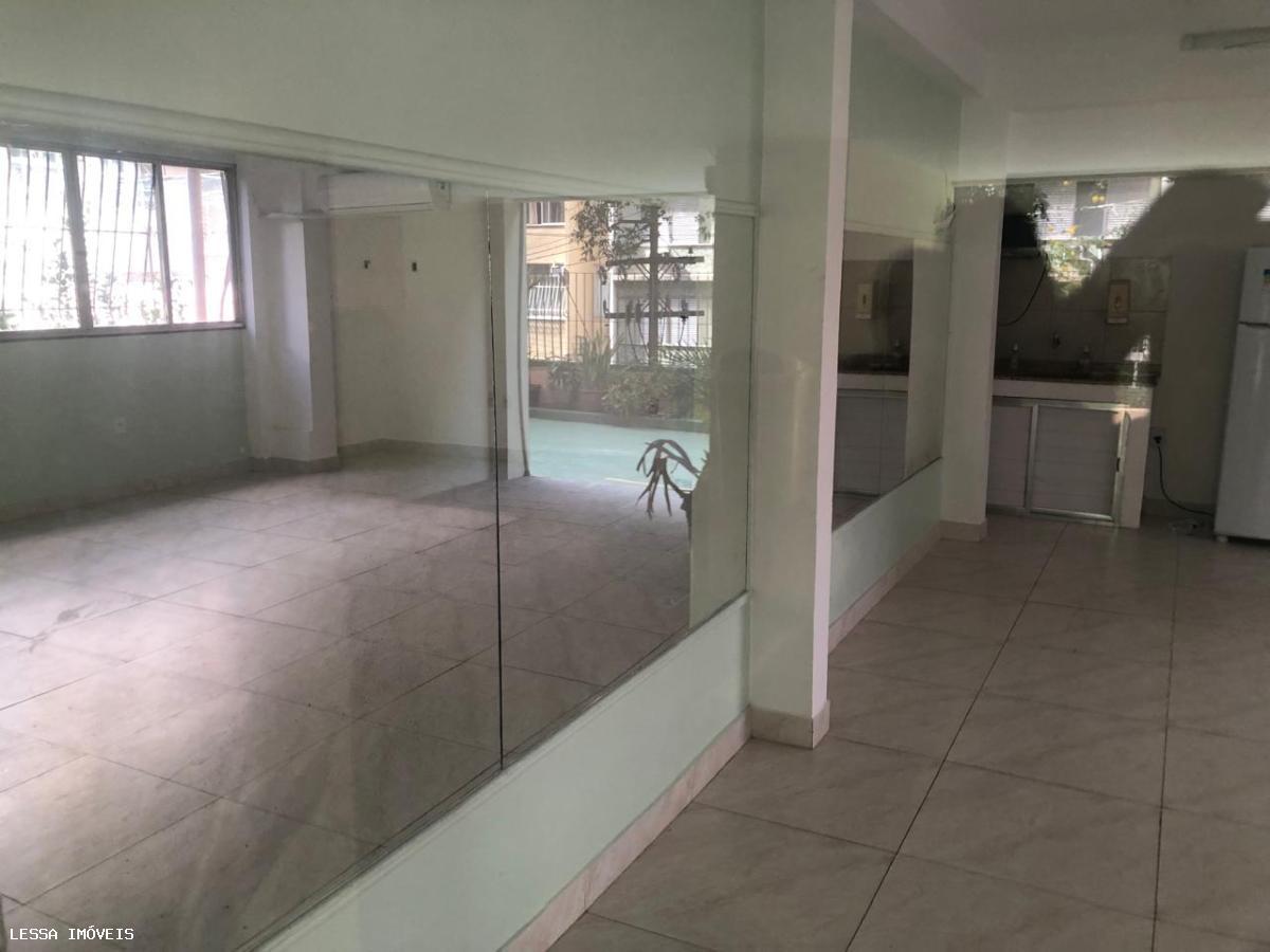 Apartamento à venda com 2 quartos, 83m² - Foto 31