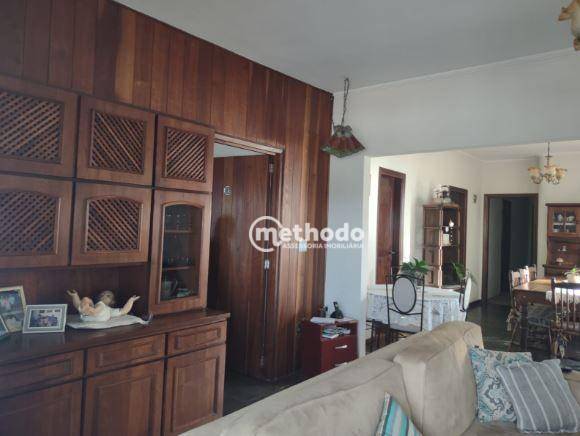 Casa à venda com 3 quartos, 194m² - Foto 11