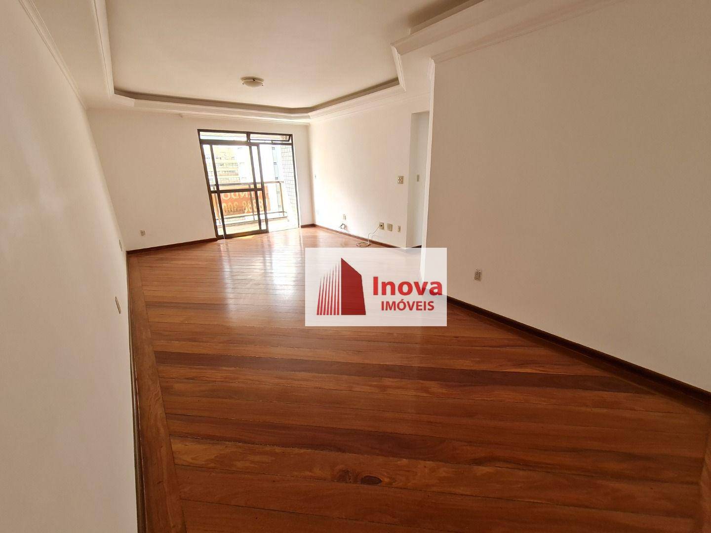 Apartamento à venda com 3 quartos, 140m² - Foto 5