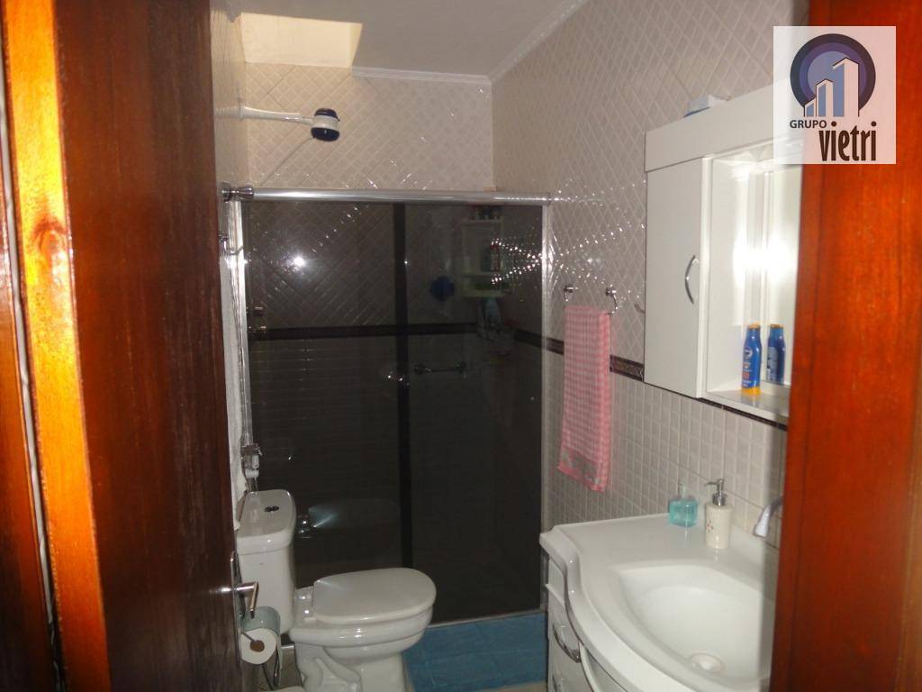 Sobrado à venda com 2 quartos, 185m² - Foto 22