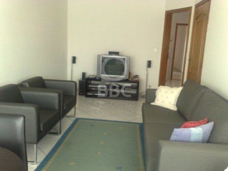 Apartamento à venda com 3 quartos, 95m² - Foto 2