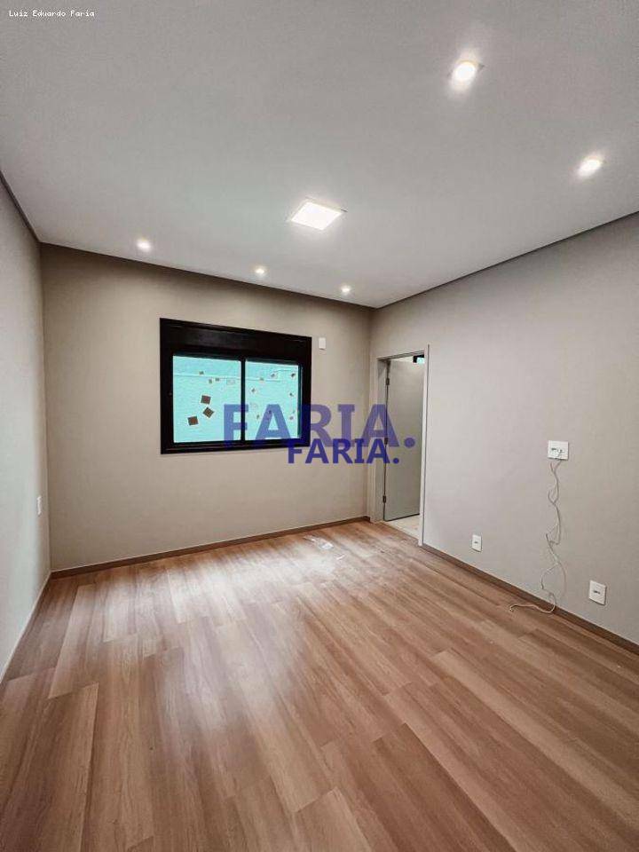 Casa de Condomínio à venda com 3 quartos, 206m² - Foto 6