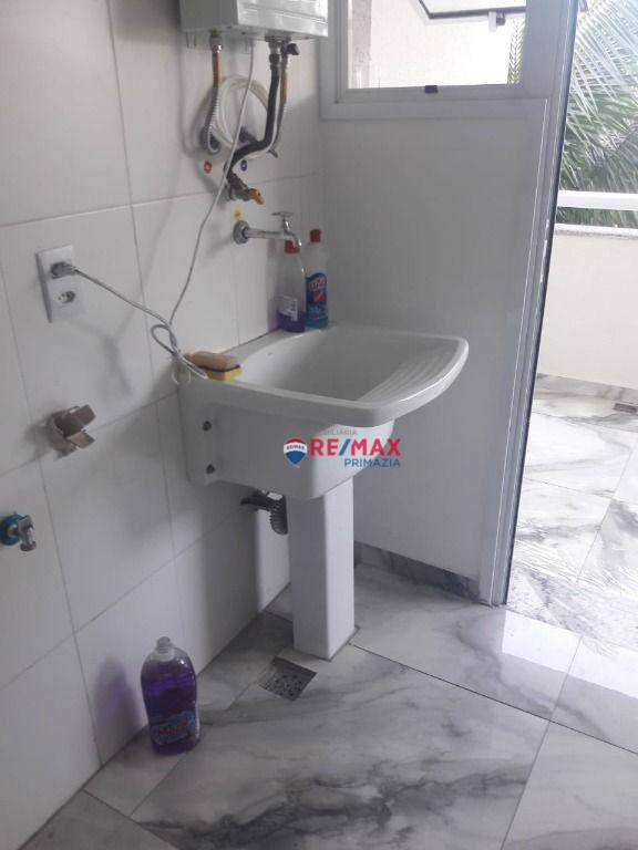 Apartamento à venda com 2 quartos, 75m² - Foto 15