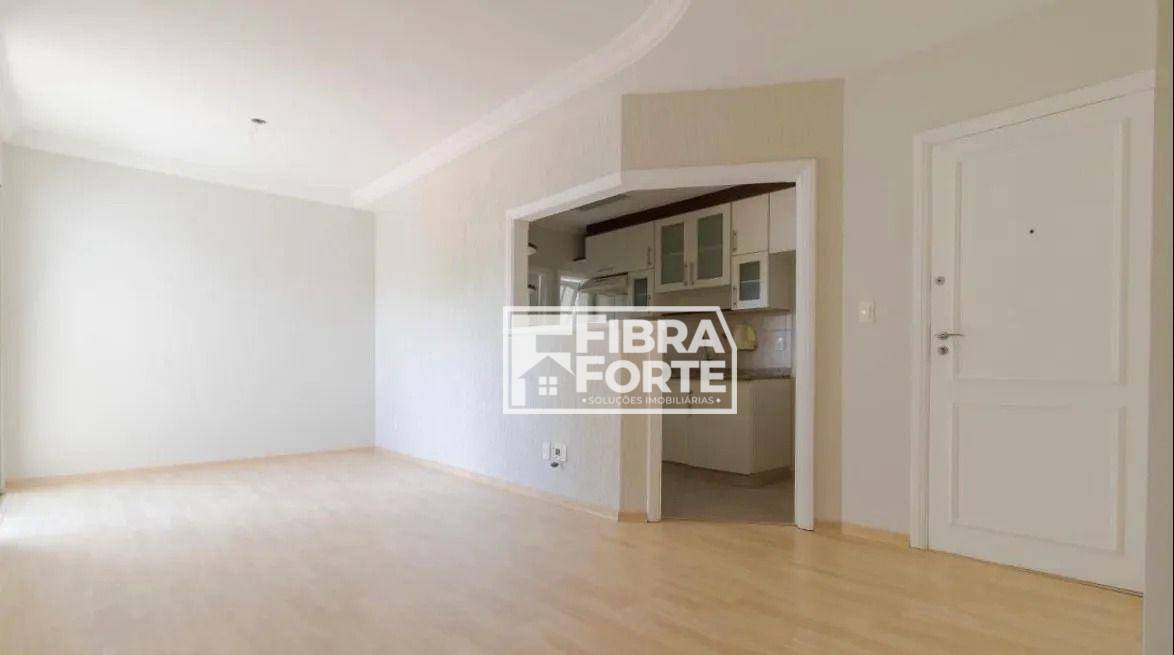 Apartamento à venda com 2 quartos, 70m² - Foto 6