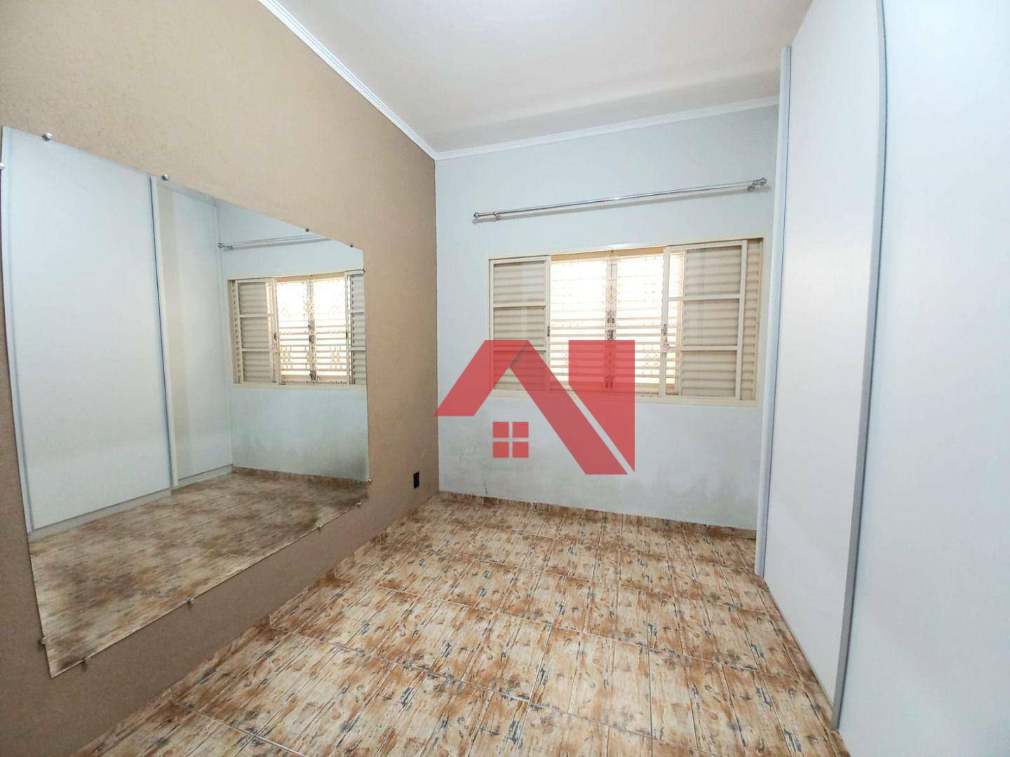 Casa à venda com 3 quartos, 170m² - Foto 8