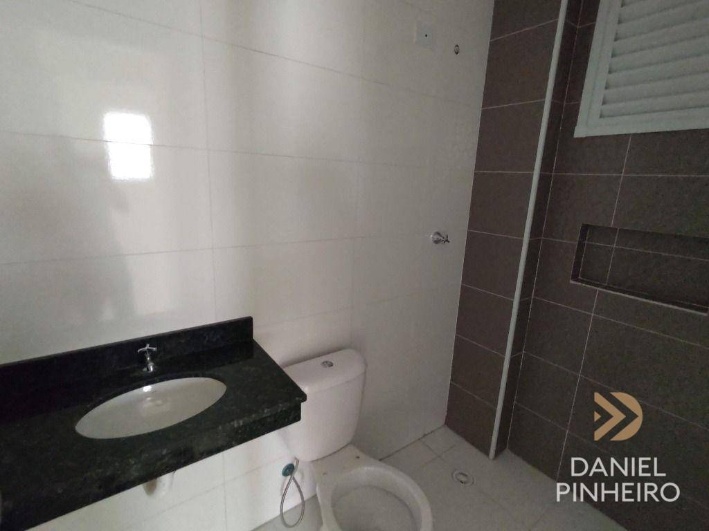 Apartamento à venda com 2 quartos, 64m² - Foto 9