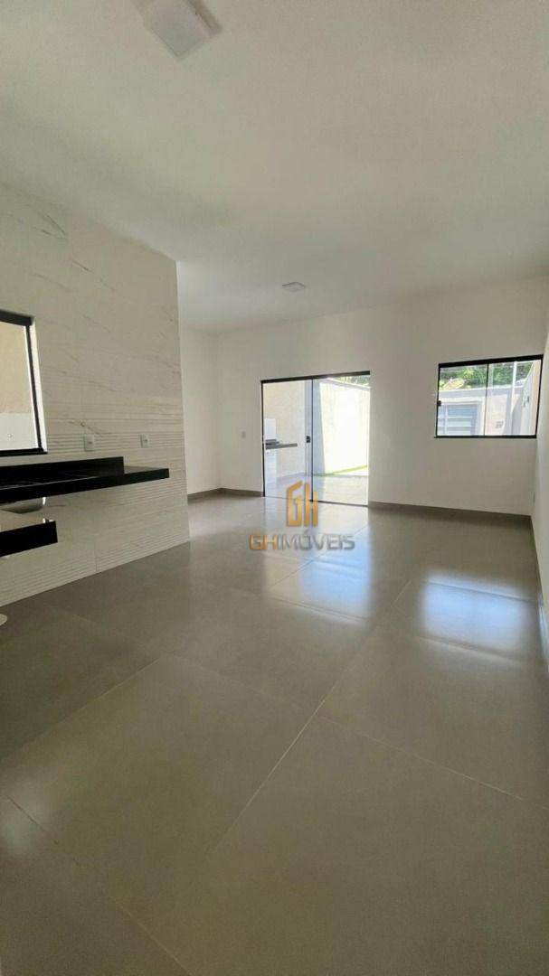 Casa à venda com 3 quartos, 100m² - Foto 5