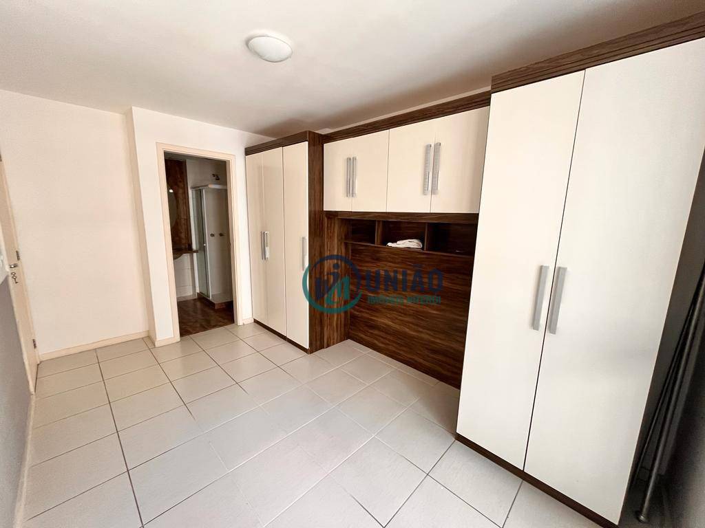 Apartamento à venda com 2 quartos, 85m² - Foto 9