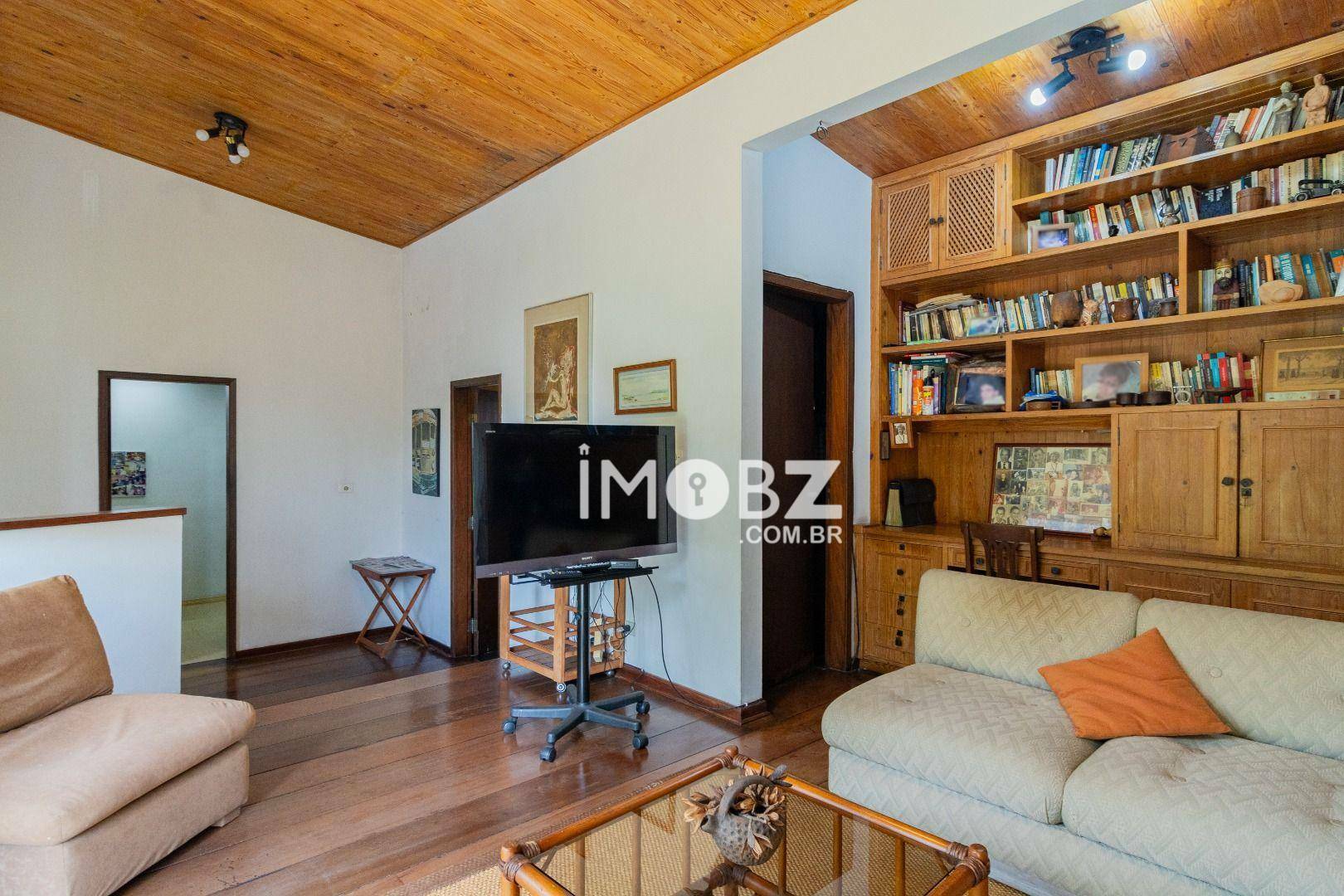 Casa à venda com 5 quartos, 343m² - Foto 11