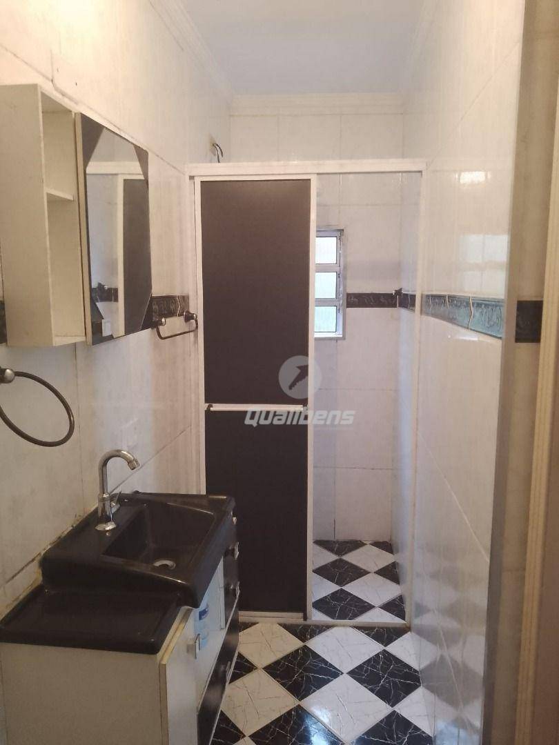 Casa para alugar com 3 quartos, 140m² - Foto 9