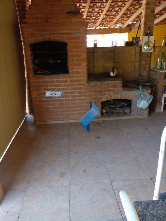 Chácara à venda com 2 quartos, 800m² - Foto 4