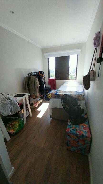 Apartamento à venda com 3 quartos, 70m² - Foto 18