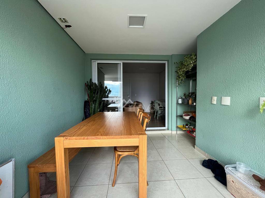 Apartamento à venda com 3 quartos, 95m² - Foto 13