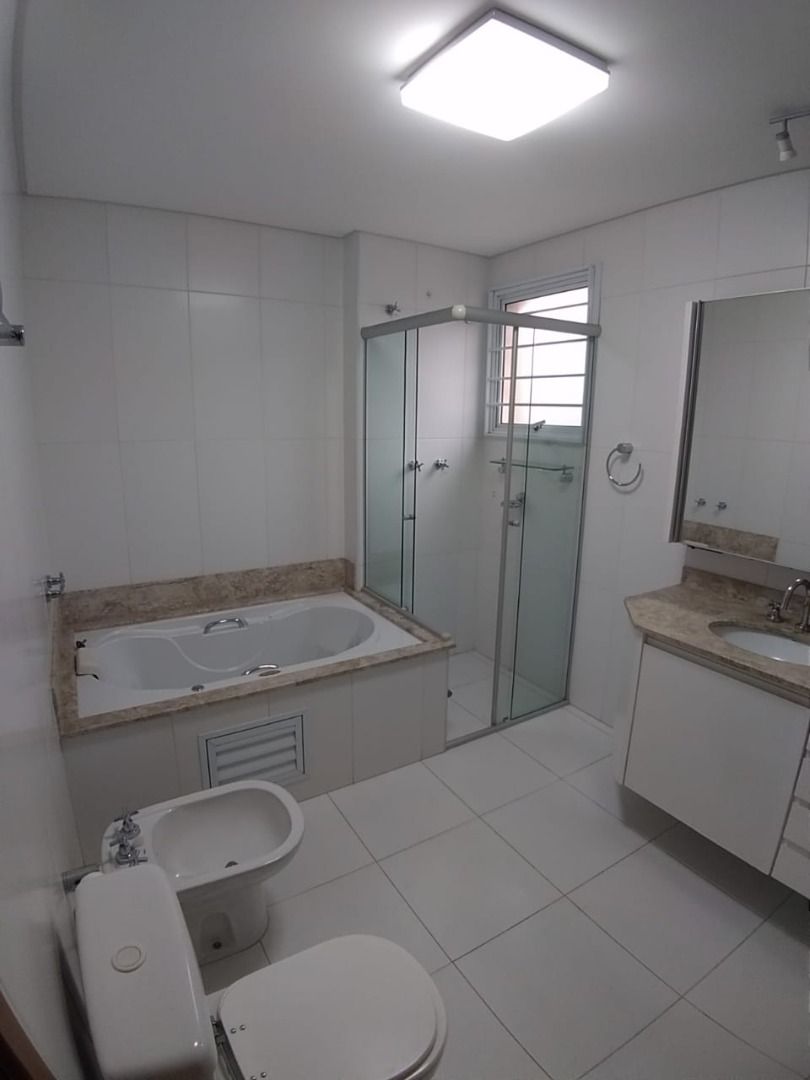 Apartamento à venda com 4 quartos, 245m² - Foto 30