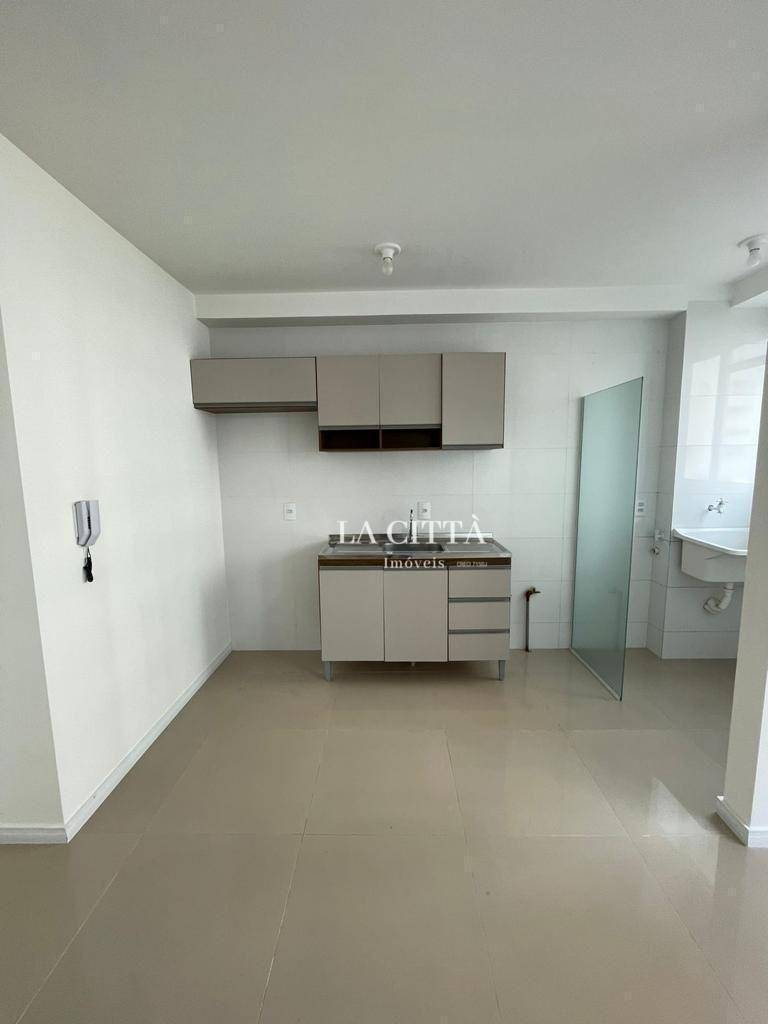 Apartamento para alugar com 2 quartos, 46m² - Foto 3