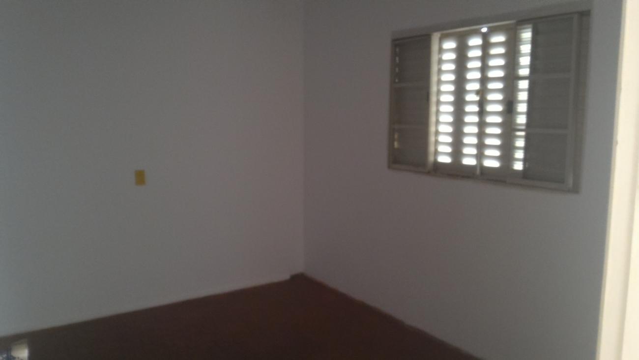 Casa para alugar com 2 quartos, 100m² - Foto 7