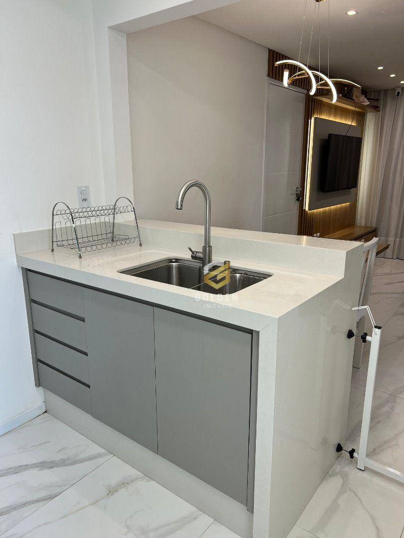 Apartamento à venda com 2 quartos, 45m² - Foto 4