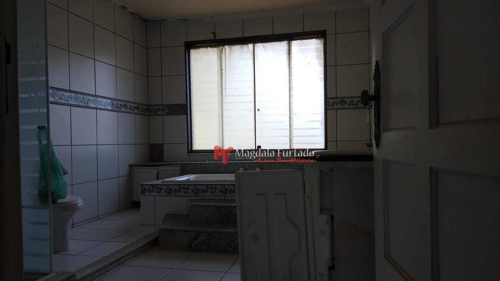 Casa à venda com 4 quartos, 400m² - Foto 27