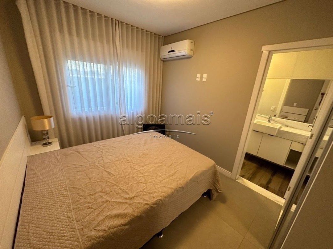 Casa de Condomínio à venda com 4 quartos, 220m² - Foto 17