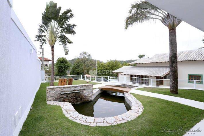 Casa de Condomínio à venda com 4 quartos, 400m² - Foto 4