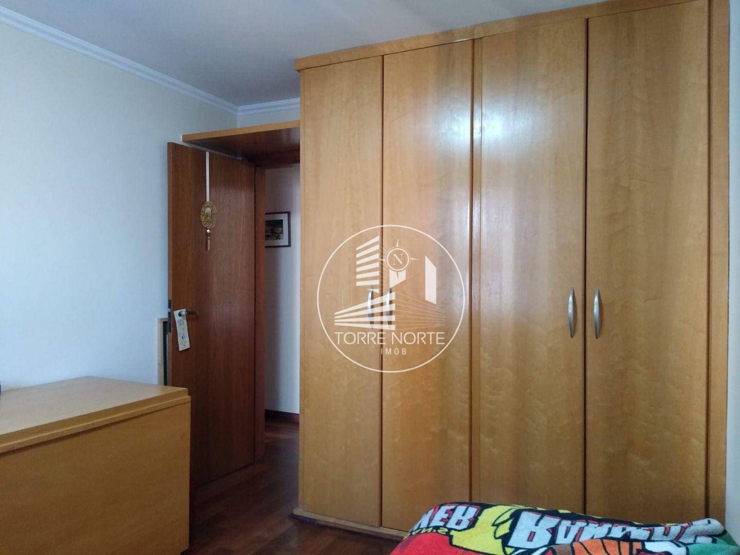 Apartamento à venda com 3 quartos, 127m² - Foto 19