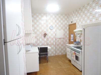 Apartamento à venda com 3 quartos, 200m² - Foto 13