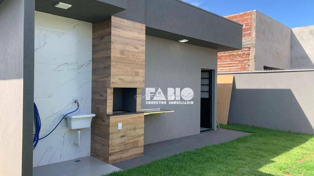 Casa à venda com 2 quartos, 55m² - Foto 18